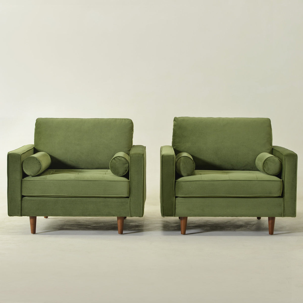 Tiziano Tufted Armchair with Accent Pillows