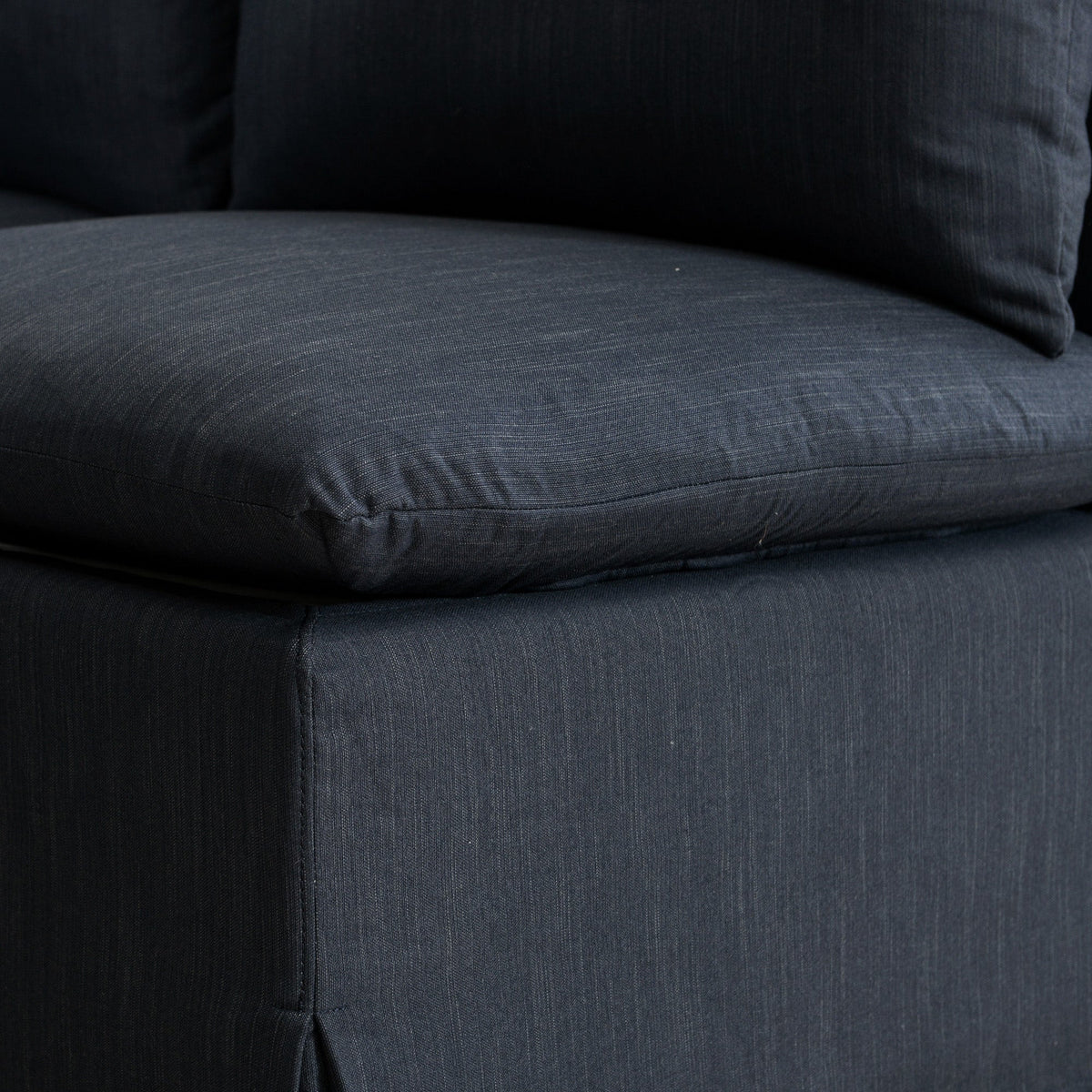 Nelly Slipcover Performance Dining Banquette