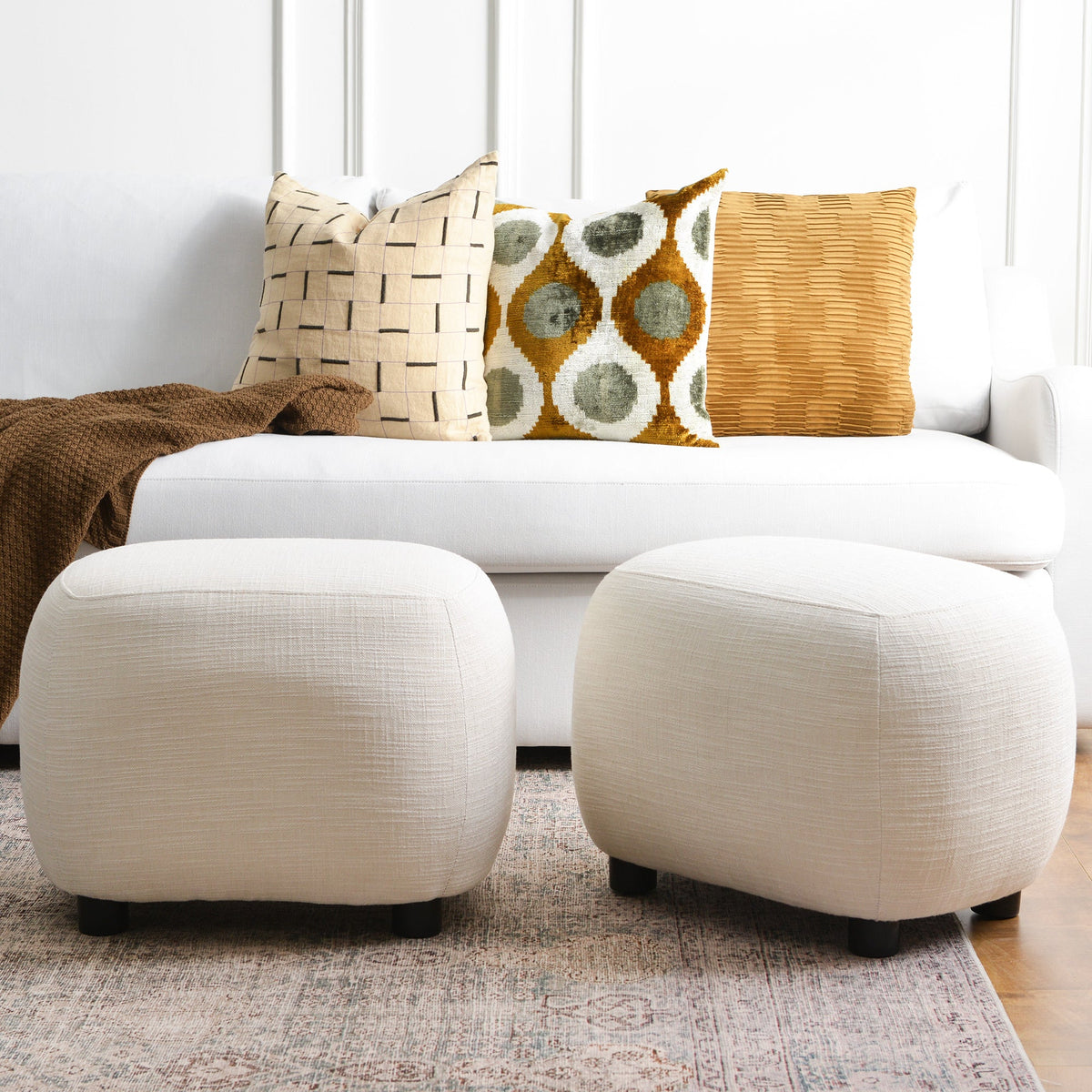Elmer Linen Ottoman