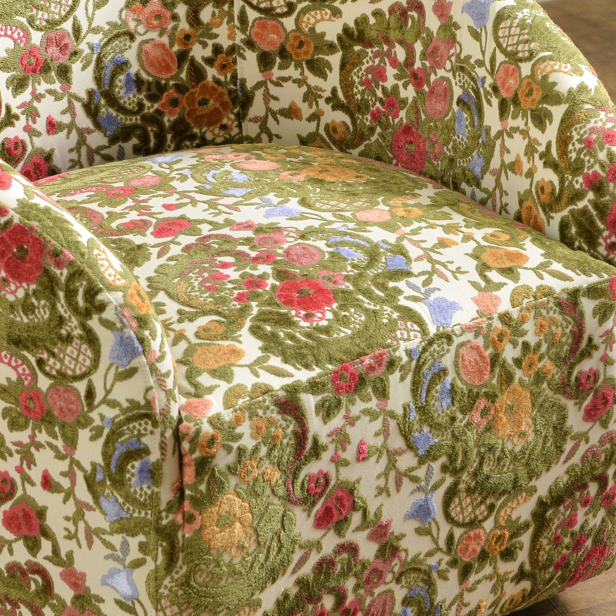 Teratect Exclusive | Susie Botanical Jacquard Swivel Barrel Chair