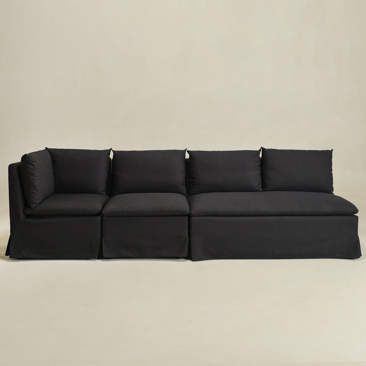 Nelly Slipcover Performance Dining Banquette