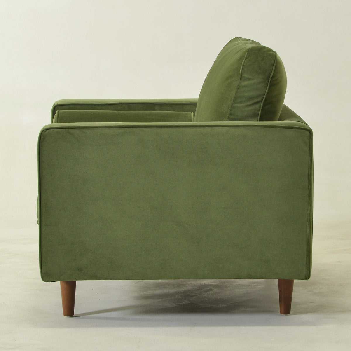 Tiziano Tufted Armchair with Accent Pillows