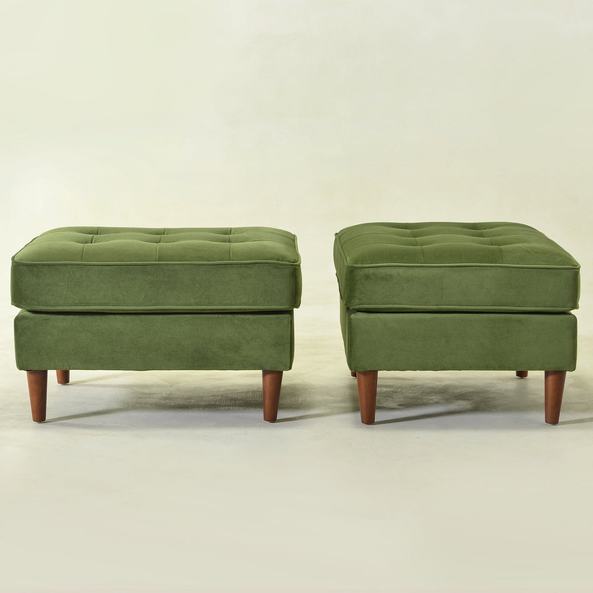 Tiziano Tufted Ottoman