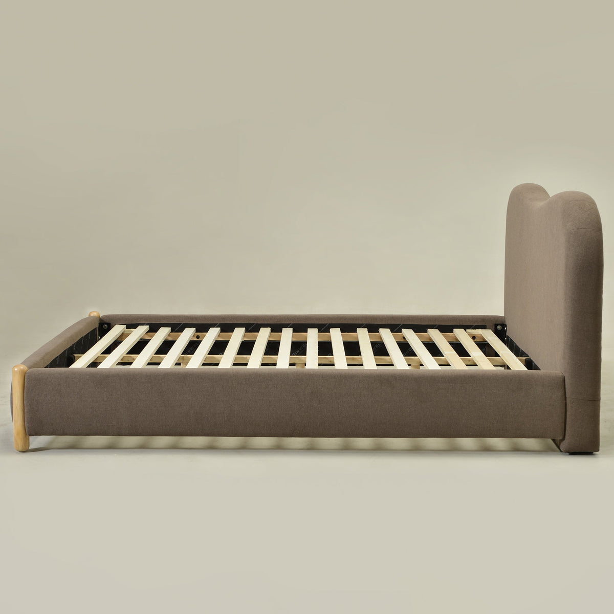 Dorothy Linen Platform Bed