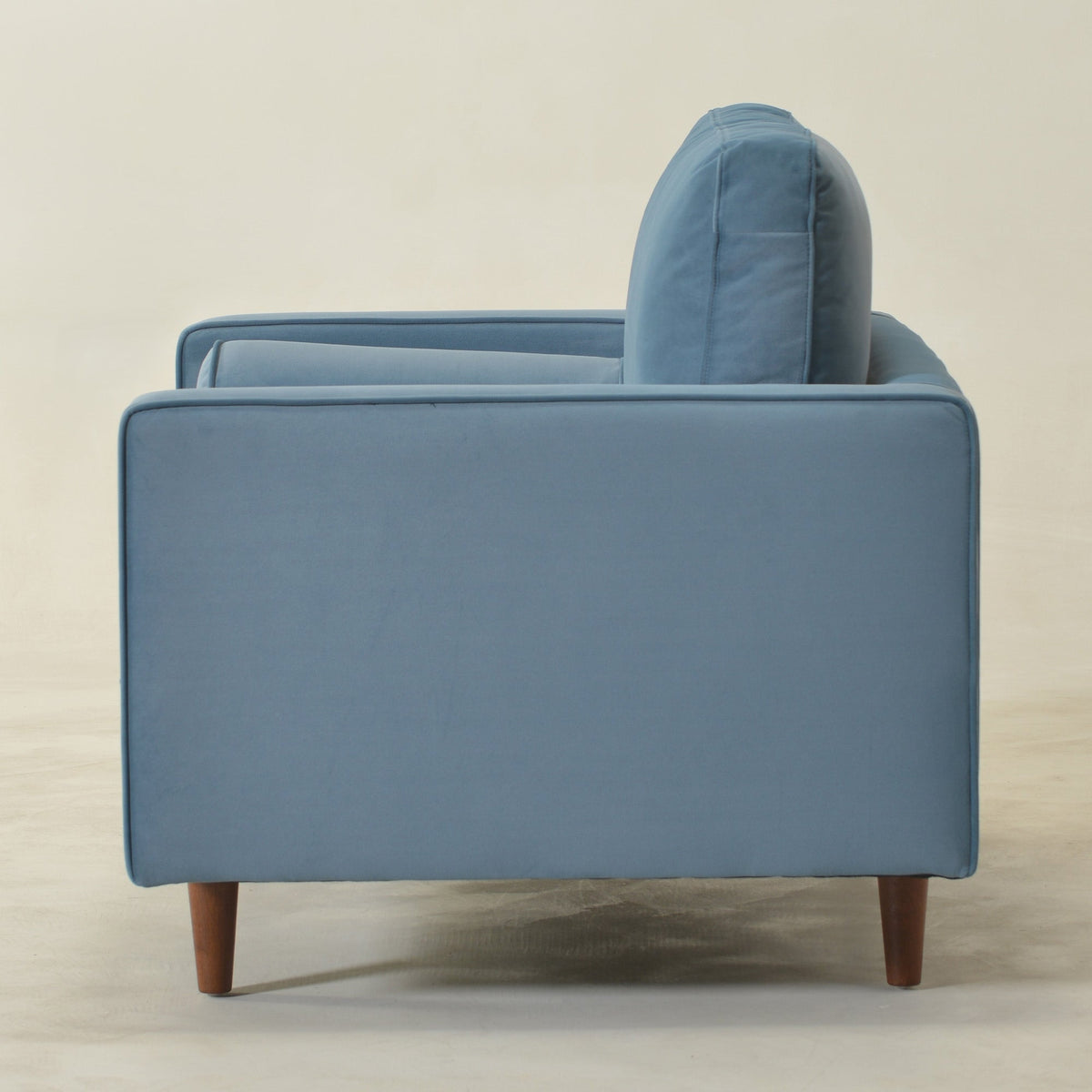 Tiziano Tufted Armchair with Accent Pillows