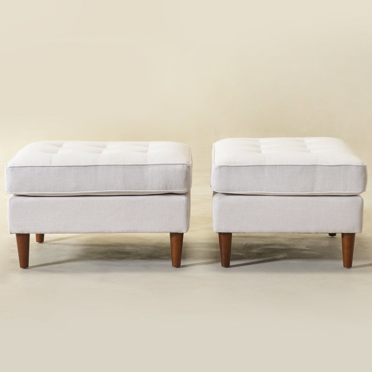 Tiziano Tufted Ottoman