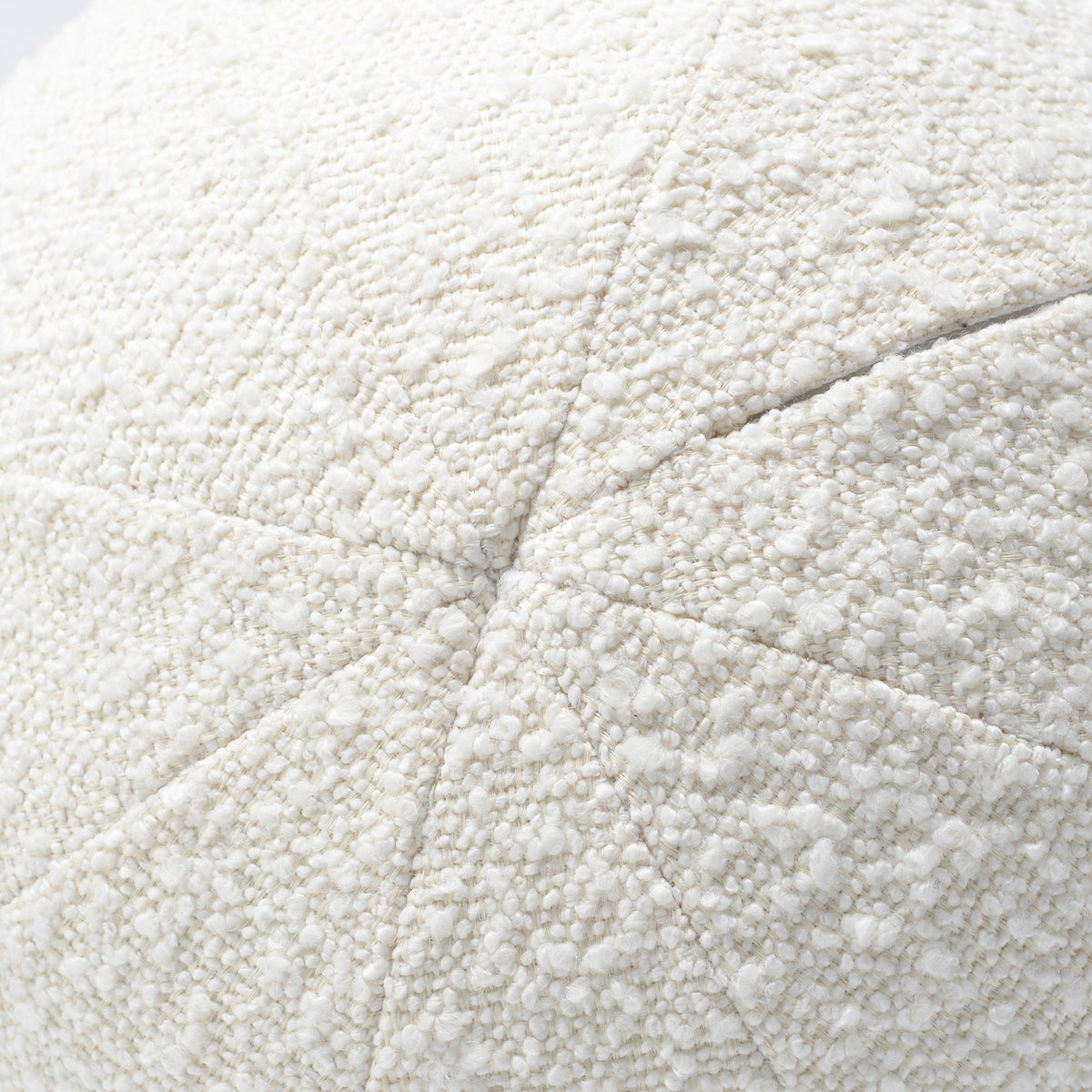 Jules Bouclé Round Pillow